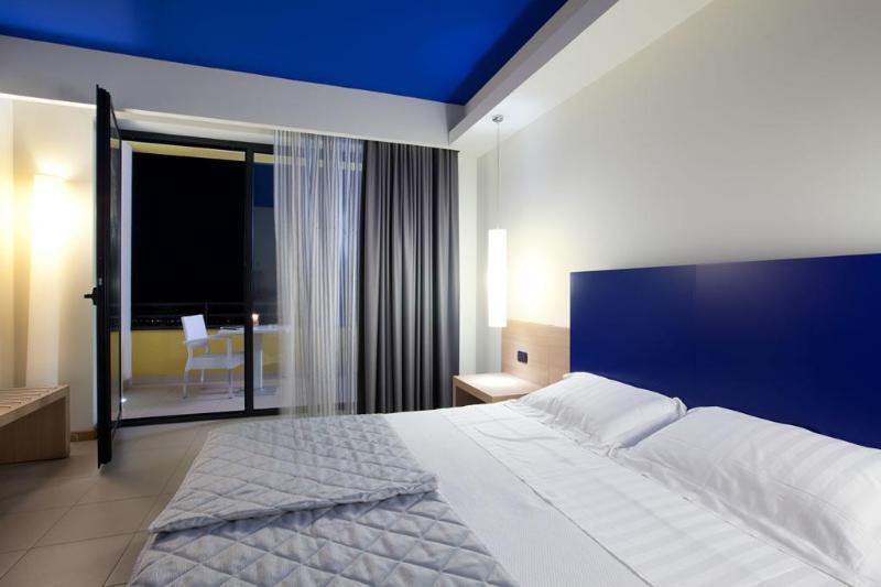 Esperia Palace Hotel & Resort Spa ซัฟเฟรานา เอตเนอา ภายนอก รูปภาพ