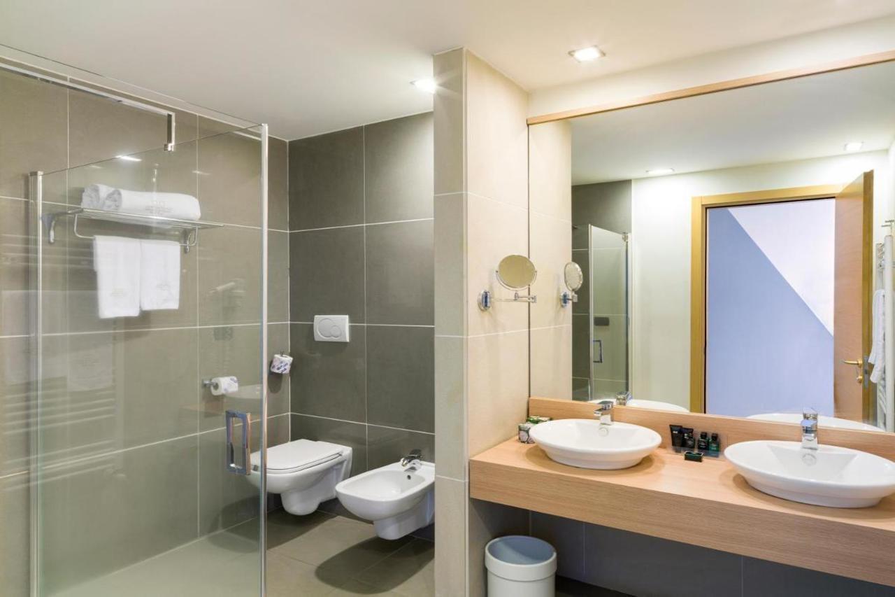 Esperia Palace Hotel & Resort Spa ซัฟเฟรานา เอตเนอา ภายนอก รูปภาพ